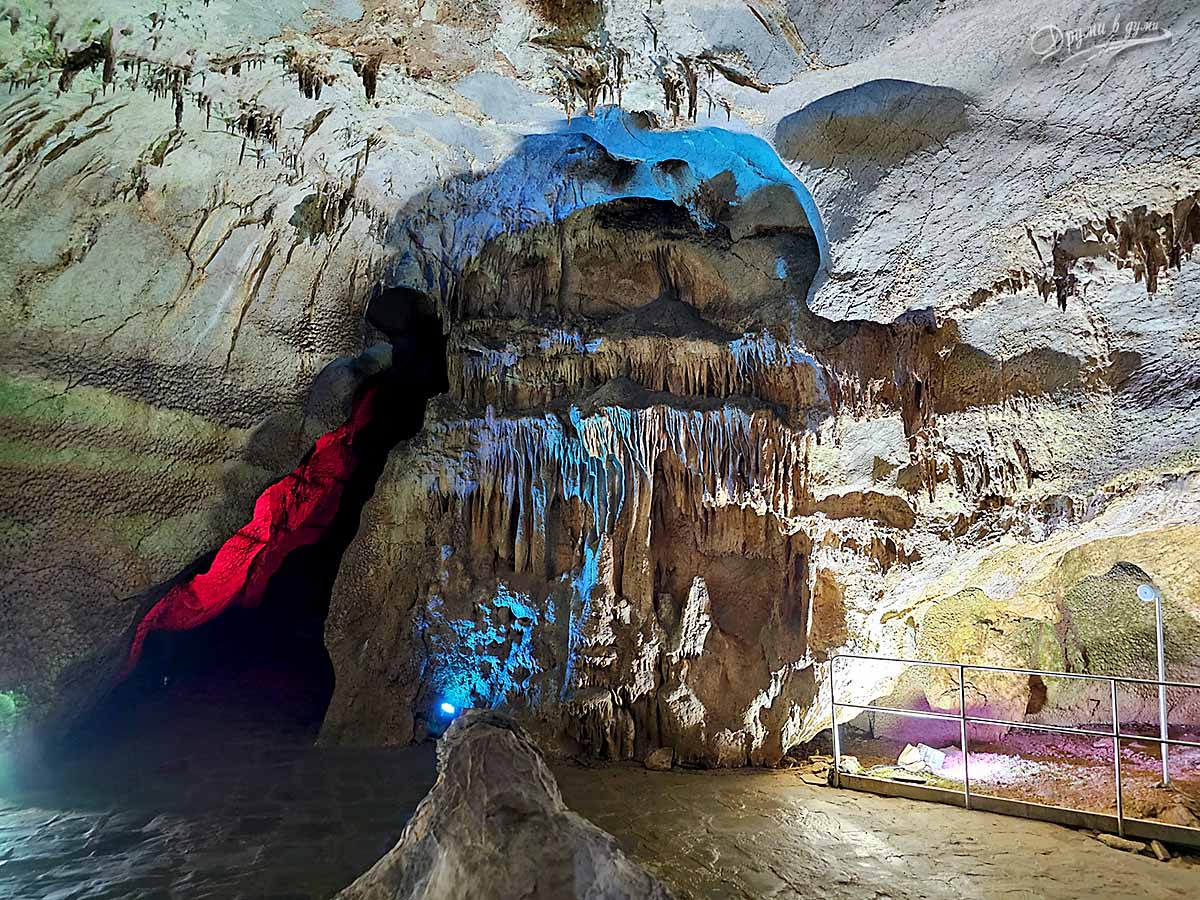 In Ledenika Cave